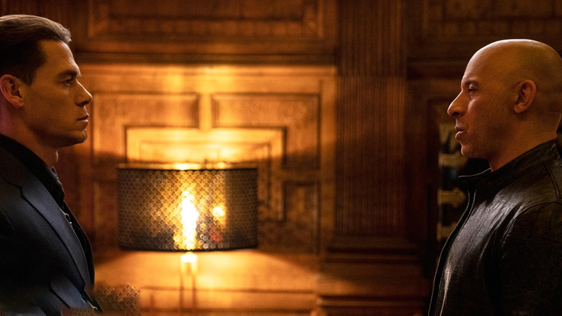 勇士险胜湖人,常规赛巅峰对决中库里罚球绝杀,库里26+11+7 勇士大胜马刺