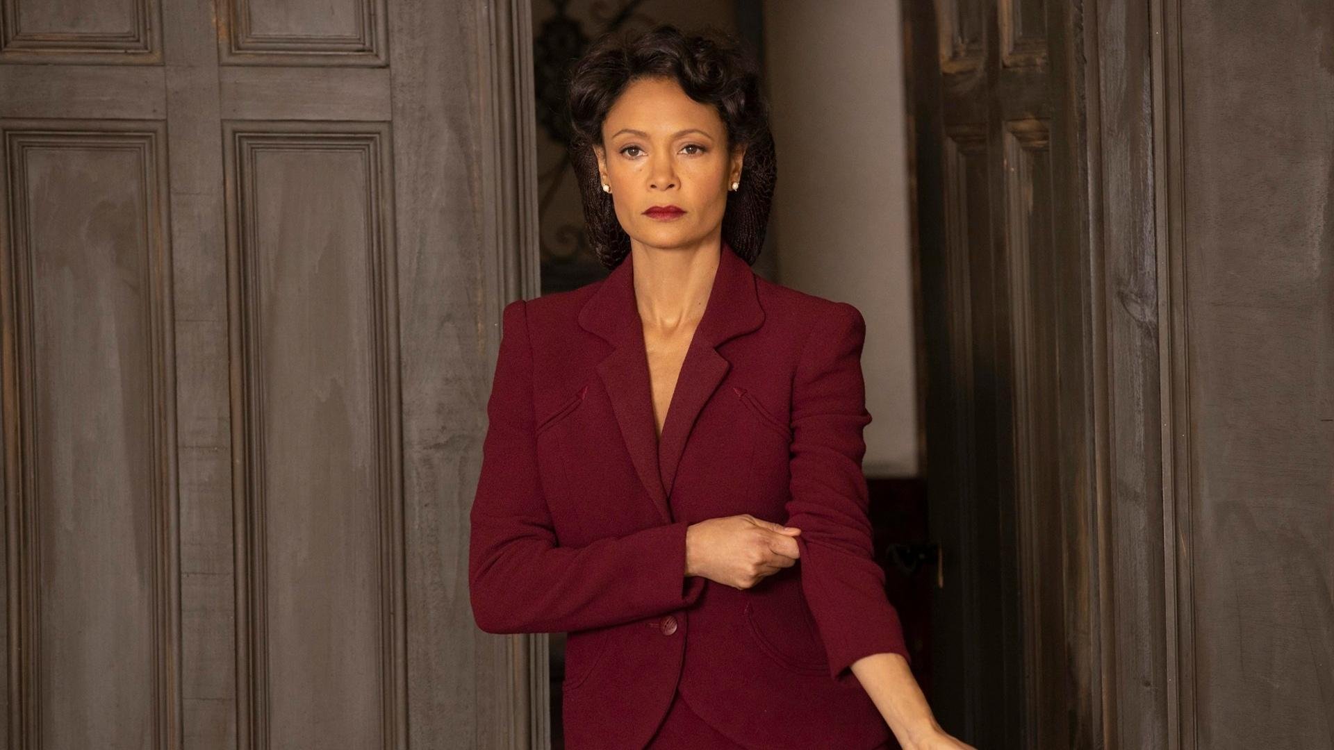 英超球队通过视频语言分析提升集体战术会议效率,英超官方解说