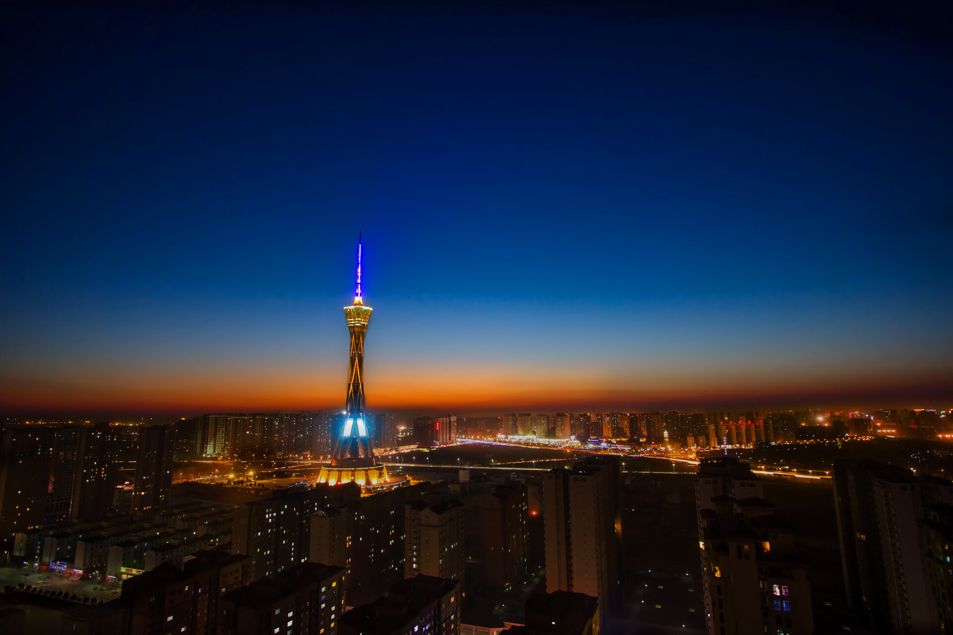 “运动舞蹈：舞者在金牛区城北体育馆将如何将力量与美学完美结合？”